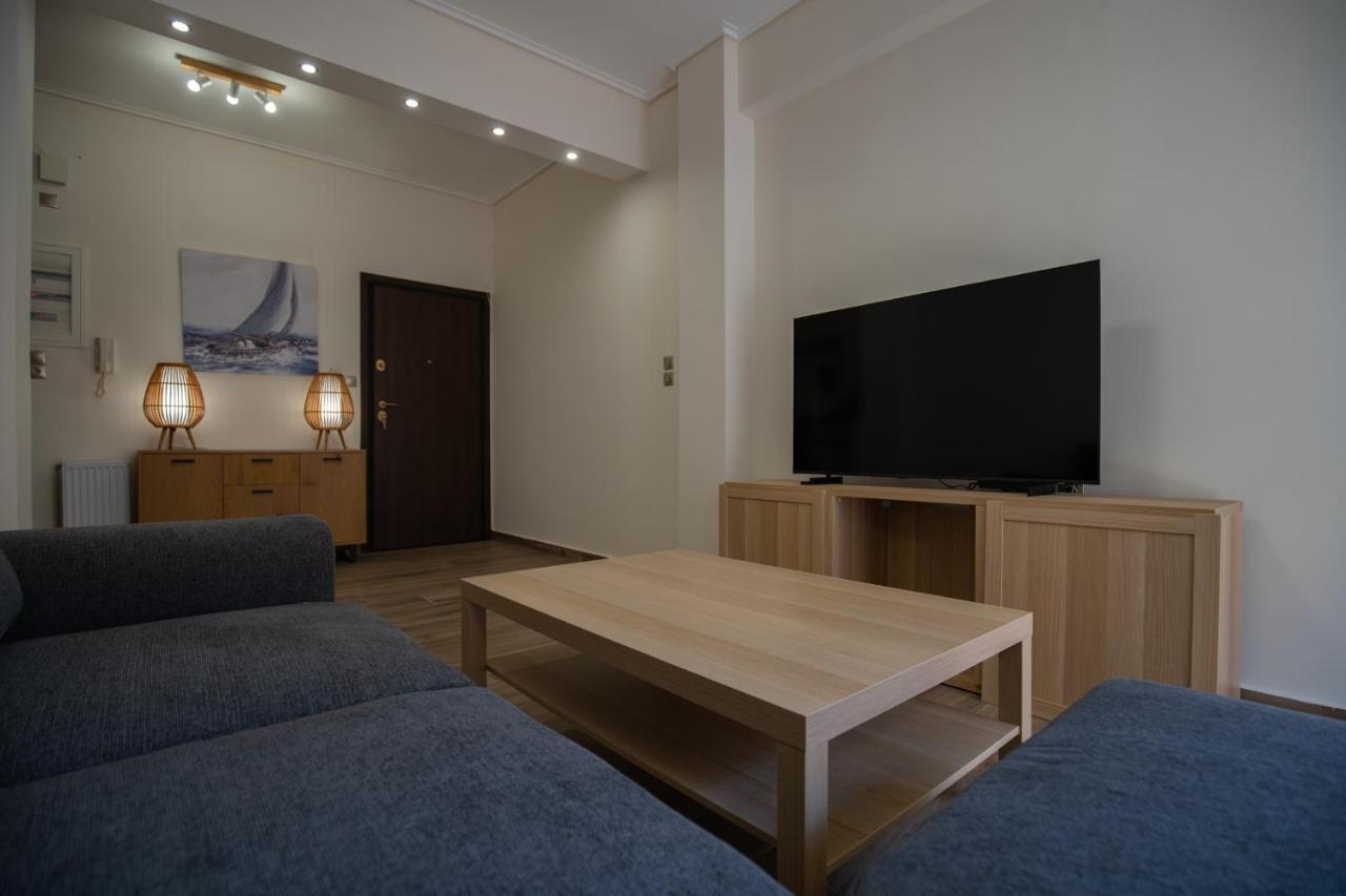 Max Blue Apartment, A Stay Like No Other Pireu Exterior foto