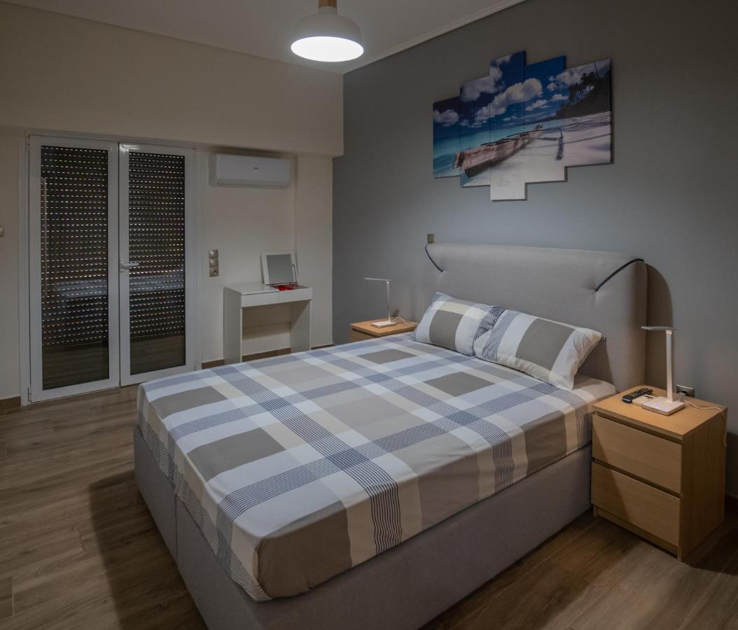 Max Blue Apartment, A Stay Like No Other Pireu Exterior foto